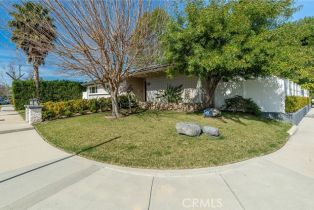 Single Family Residence, 23635 Tiara st, Woodland Hills, CA 91367 - 39
