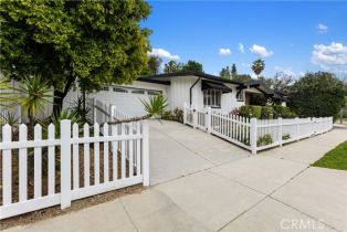 Single Family Residence, 4966 Dunman, Woodland Hills, CA 91364 - 2