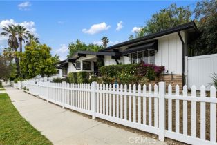 Single Family Residence, 4966 Dunman, Woodland Hills, CA 91364 - 3