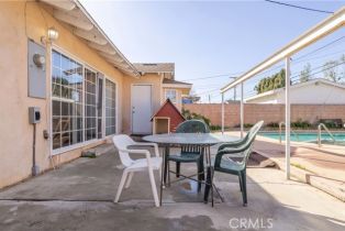 Single Family Residence, 17121 Rinaldi st, Granada Hills, CA 91344 - 16