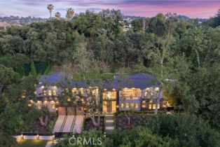 Single Family Residence, 15820 Royal Oak rd, Encino, CA 91436 - 4