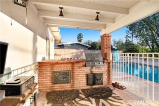 Single Family Residence, 23780 Clarendon st, Woodland Hills, CA 91367 - 33