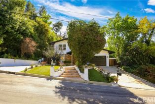 Single Family Residence, 22548 Margarita DR, Woodland Hills, CA  Woodland Hills, CA 91364