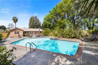 Single Family Residence, 5366 Winnetka ave, Woodland Hills, CA 91364 - 4