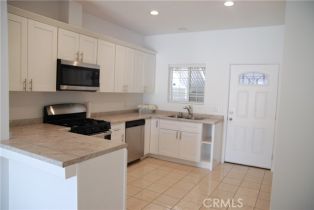 Single Family Residence, 9918 Independence, Chatsworth, CA 91311 - 7