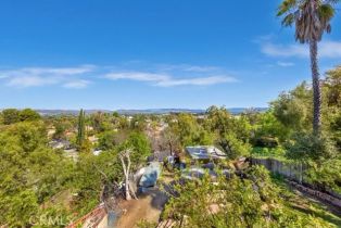 Single Family Residence, 22277 Cass ave, Woodland Hills, CA 91364 - 16