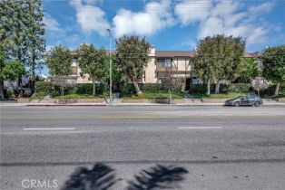Condominium, 21241 Lassen, Chatsworth, CA  Chatsworth, CA 91311