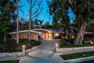 Single Family Residence, 5500 Sadring AVE, Woodland Hills, CA  Woodland Hills, CA 91367