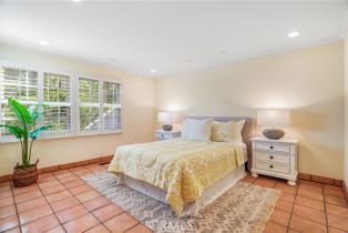 Single Family Residence, 2644 Vista Ornada, Newport Beach, CA 92660 - 18