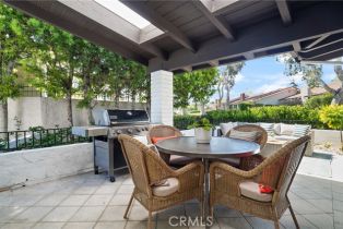 Single Family Residence, 2644 Vista Ornada, Newport Beach, CA 92660 - 22