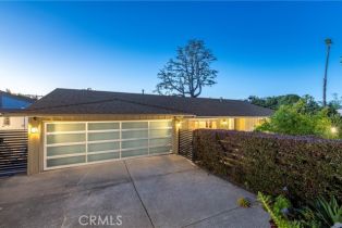 Single Family Residence, 13775 Valley Vista blvd, Sherman Oaks, CA 91423 - 3