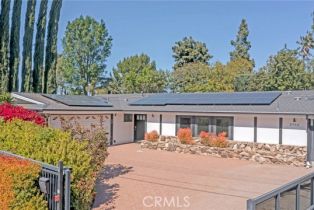Single Family Residence, 5752 Wallis ln, Woodland Hills, CA 91367 - 2