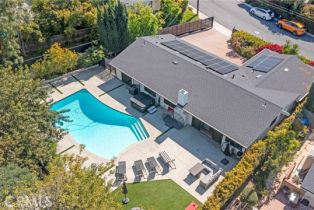 Single Family Residence, 5752 Wallis ln, Woodland Hills, CA 91367 - 4