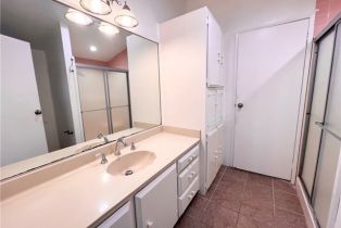 , 23777 Mulholland Hwy Spc 90, Calabasas, CA 91302 - 8