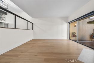 Townhouse, 18417 Collins st, Tarzana, CA 91356 - 13