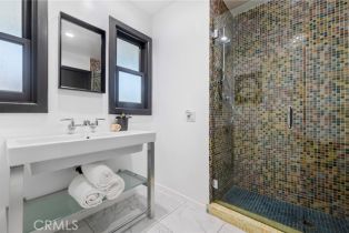 Single Family Residence, 17795 Rinaldi st, Granada Hills, CA 91344 - 26