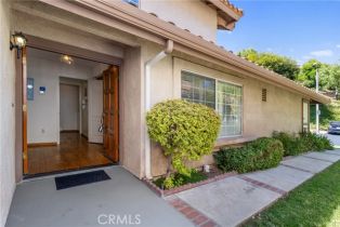 Condominium, 30112 Elizabeth ct, Agoura Hills, CA 91301 - 4