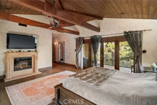 Single Family Residence, 3930 Royal Oak pl, Encino, CA 91436 - 35