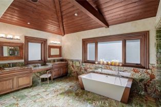 Single Family Residence, 3930 Royal Oak pl, Encino, CA 91436 - 37