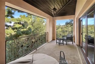 Single Family Residence, 3930 Royal Oak pl, Encino, CA 91436 - 39