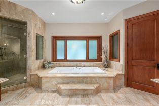 Single Family Residence, 3930 Royal Oak pl, Encino, CA 91436 - 73