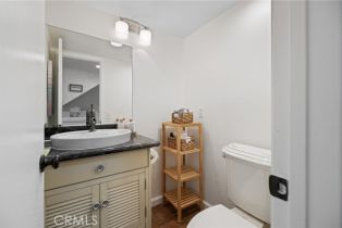 Condominium, 18411 Hatteras st, Tarzana, CA 91356 - 13