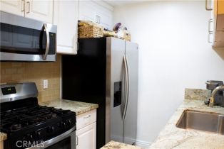 Condominium, 18645 Hatteras st, Tarzana, CA 91356 - 8