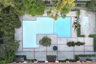 Condominium, 5460 White Oak ave, Encino, CA 91316 - 7