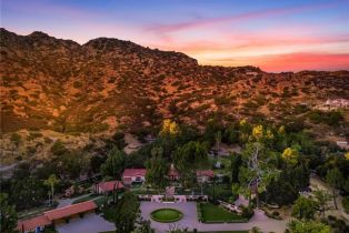 Single Family Residence, 22637 La Quilla DR, Chatsworth, CA  Chatsworth, CA 91311