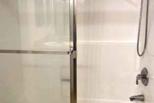 Condominium, 21450 Burbank blvd, Woodland Hills, CA 91367 - 11