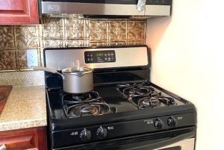 Condominium, 21450 Burbank blvd, Woodland Hills, CA 91367 - 6