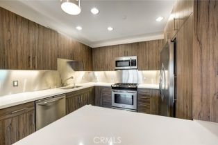 Condominium, 11023 Fruitland dr, Studio City, CA 91604 - 10