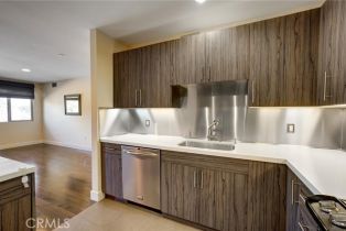 Condominium, 11023 Fruitland dr, Studio City, CA 91604 - 14