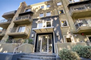 Condominium, 11023 Fruitland DR, Studio City, CA  Studio City, CA 91604