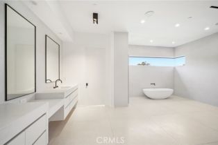 Single Family Residence, 5321 Oak Park ave, Encino, CA 91316 - 39