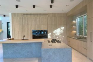 Single Family Residence, 5321 Oak Park ave, Encino, CA 91316 - 4