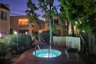 Condominium, 18307 Burbank blvd, Tarzana, CA 91356 - 25