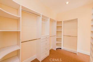 Single Family Residence, 5770 Rolling rd, Woodland Hills, CA 91367 - 11