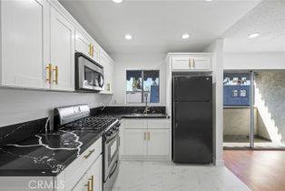 Condominium, 18530 Hatteras, Tarzana, CA 91356 - 9