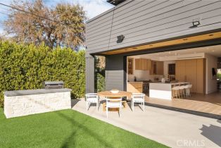 Single Family Residence, 4453 Gentry ave, Studio City, CA 91607 - 42