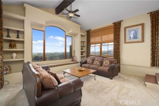 Single Family Residence, 8420 Waters rd, Moorpark, CA 93021 - 35