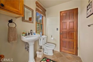 Single Family Residence, 8420 Waters rd, Moorpark, CA 93021 - 48