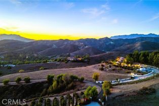 Single Family Residence, 8420 Waters rd, Moorpark, CA 93021 - 58