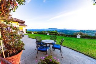 Single Family Residence, 8420 Waters rd, Moorpark, CA 93021 - 8