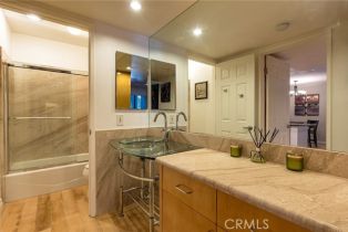 Condominium, 22100 Burbank blvd, Woodland Hills, CA 91367 - 13