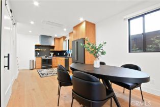 Single Family Residence, 979 Lake street, Venice, CA 90291 - 5