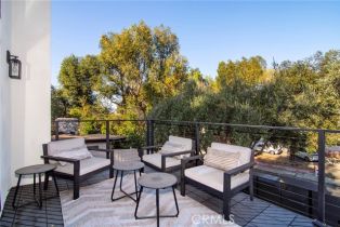 Single Family Residence, 22300 Avenue San Luis, Woodland Hills, CA 91364 - 17