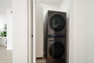 Single Family Residence, 22300 Avenue San Luis, Woodland Hills, CA 91364 - 37