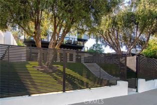 Single Family Residence, 22300 Avenue San Luis, Woodland Hills, CA 91364 - 38