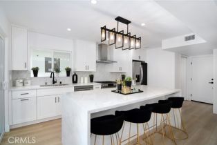 Single Family Residence, 22300 Avenue San Luis, Woodland Hills, CA 91364 - 8